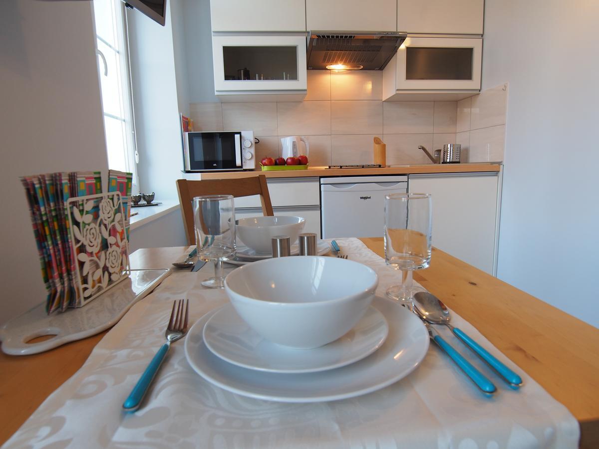 Grand Tourist Gemini Apartment กดัญสก์ ภายนอก รูปภาพ